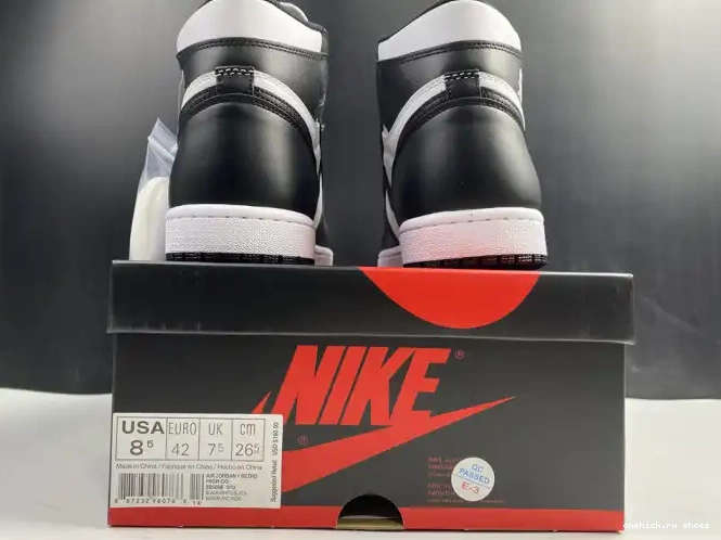 Cheap (2014) Retro Jordan Black White 555088-010 Air 1 0429